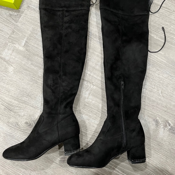 Michael Kors Sabrina Suede Boots 7 - Picture 1 of 5